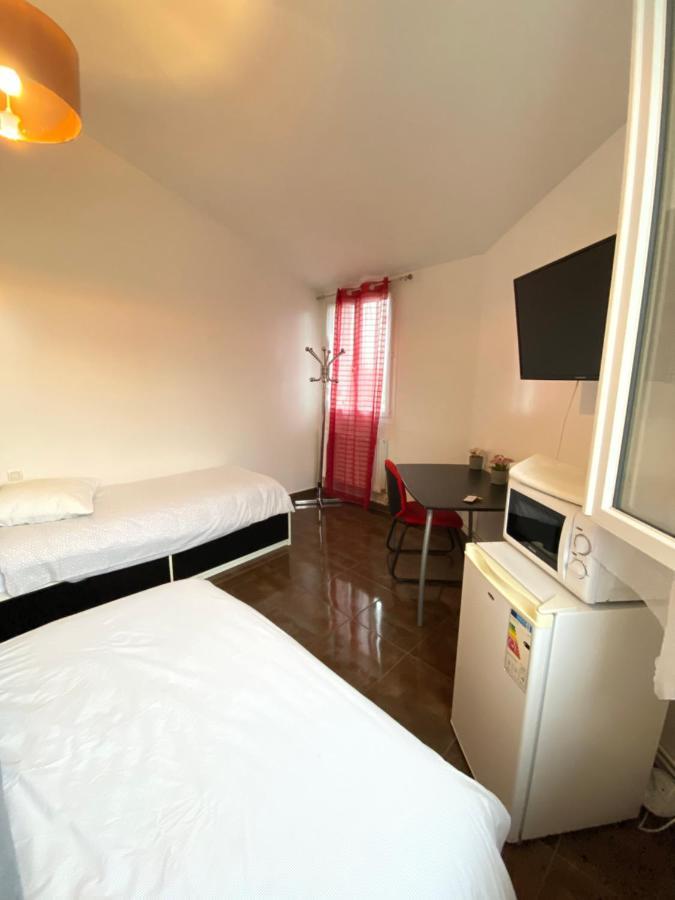 Hotel Cafe De La Gare Bessancourt Exterior foto